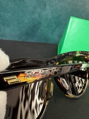 Bottega Veneta 57MM Cat Eye Sunglasses | Tortoiseshell | Gold Detail